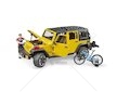 Jeep Wrangler Rubicon Unlimited s cyklistou a horským kolem BRUDER