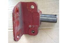 Držák stabilizátoru přední l-300 323602311_A