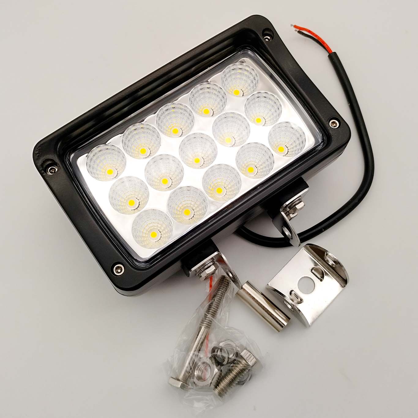 TruckLED LED pracovní světlo 45W (3375 lm), 24V, IP67, 6500K [L0089]